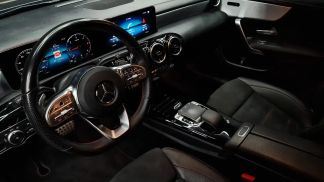 Finansowanie Sedan MERCEDES CLA 180 2019