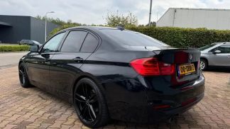 Leasing Sedan BMW 320 2012