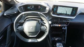 Lízing Hatchback Peugeot E-208 2022