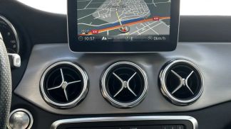 Hatchback MERCEDES GLA 180 2018