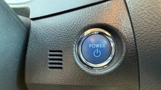 Leasing Hatchback Toyota Auris 2013