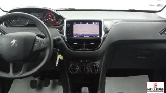 Leasing Sedan Peugeot 208 2017