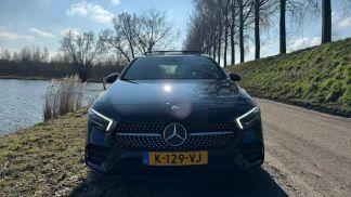 Lízing Sedan MERCEDES A 180 2021