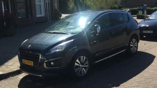 Lízing Hatchback Peugeot 3008 2015