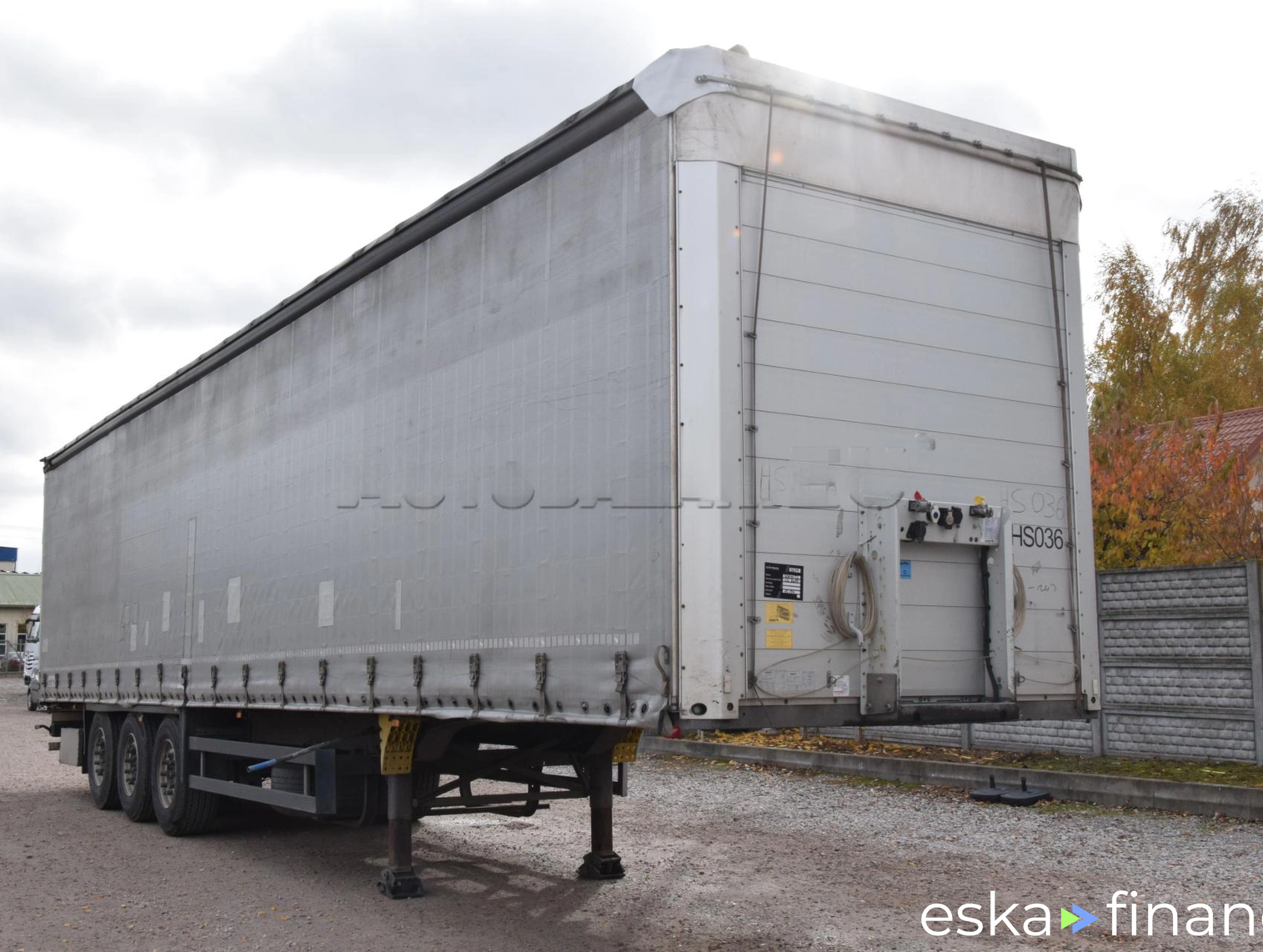 Leasing Semi-trailer SCS24 L 2017