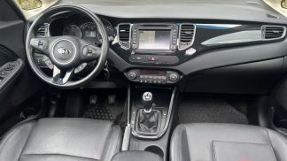 Lízing Hatchback Kia Carens 2016