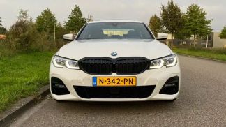 Lízing Sedan BMW 320 2018