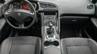 Lízing Hatchback Peugeot 3008 2016