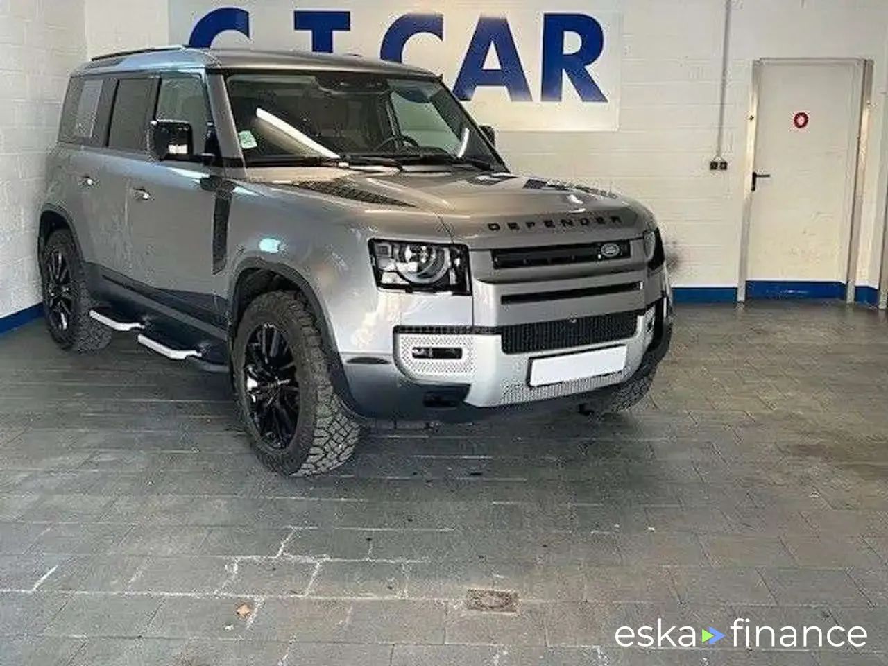 Leasing SUV Land Rover Defender 2020