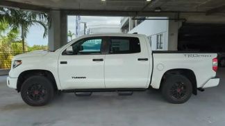 Finansowanie SUV Toyota Tundra 2020