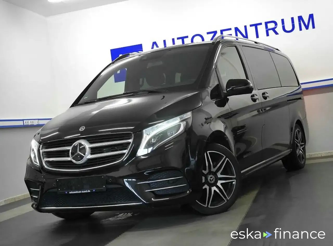 Leasing Hatchback MERCEDES V 220 2018