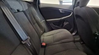Leasing Hatchback Volvo V40 2017