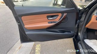 Leasing Sedan BMW 320 2015