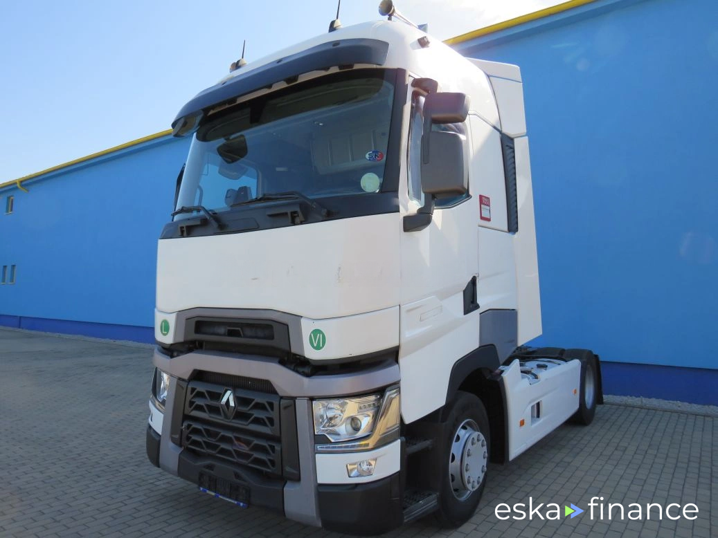 Lízing Traktor Renault T480 2017