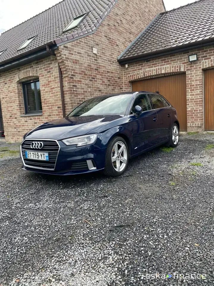 Lízing Sedan Audi A3 2018