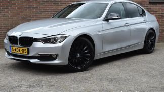Lízing Sedan BMW 320 2014