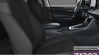 Leasing SUV Toyota RAV 4 2025