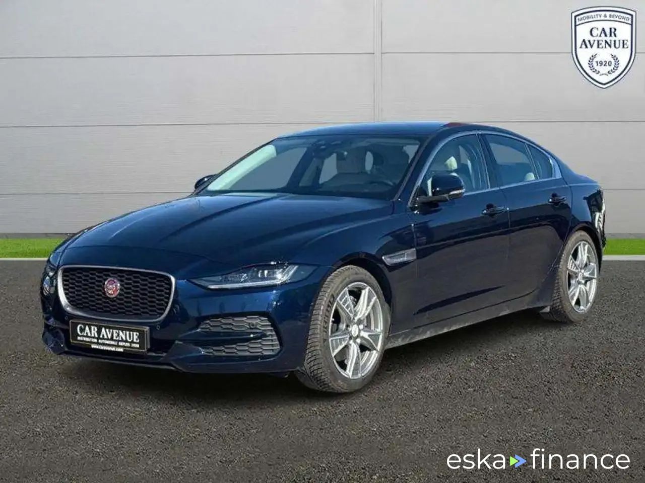 Finansowanie Sedan Jaguar XE 2019