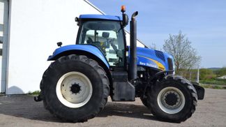 Traktor New Holland T8050 2010