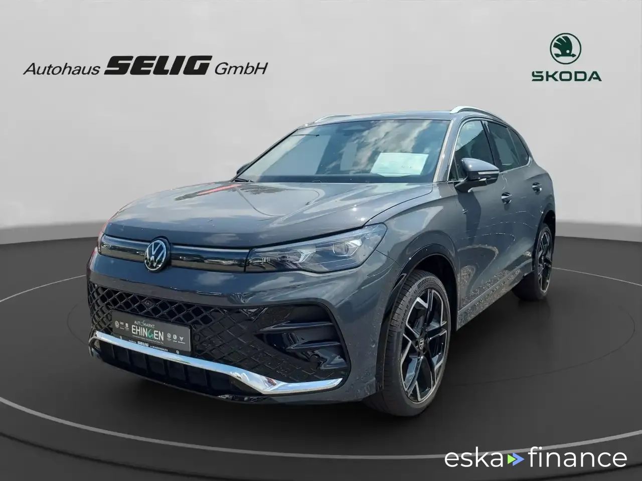 Lízing Sedan Volkswagen Tiguan 2024