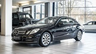 Financování Kupé MERCEDES E 220 2011