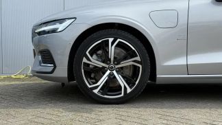 Lízing Sedan Volvo S60 2024