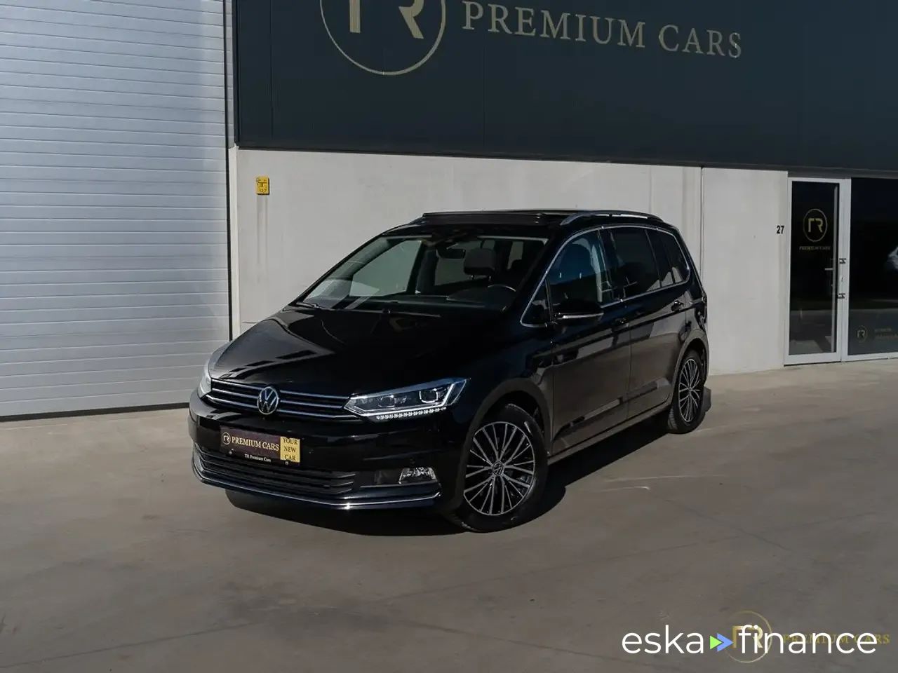 Lízing Hatchback Volkswagen Touran 2021