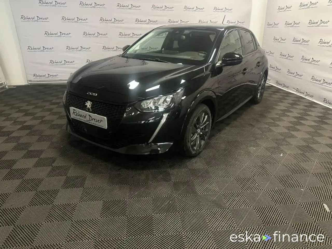 Leasing Sedan Peugeot E-208 2022
