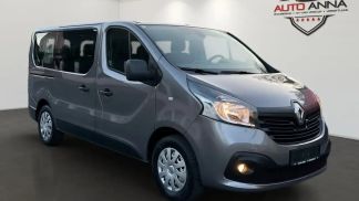Lízing Hatchback Renault Trafic 2016