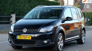 Lízing Hatchback Volkswagen CROSS TOURAN 2012