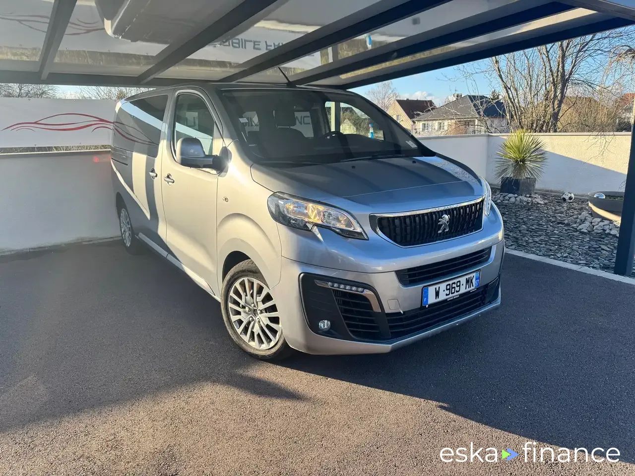 Leasing Hatchback Peugeot Traveller 2020