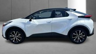 Lízing Sedan Toyota C-HR 2024