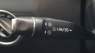 Lízing Hatchback MERCEDES B 180 2014
