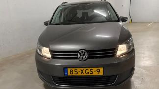 Lízing Hatchback Volkswagen Touran 2012