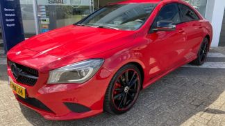 Lízing Sedan MERCEDES CLA 180 2013
