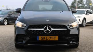 Leasing Le transport des passagers MERCEDES B 250 2021