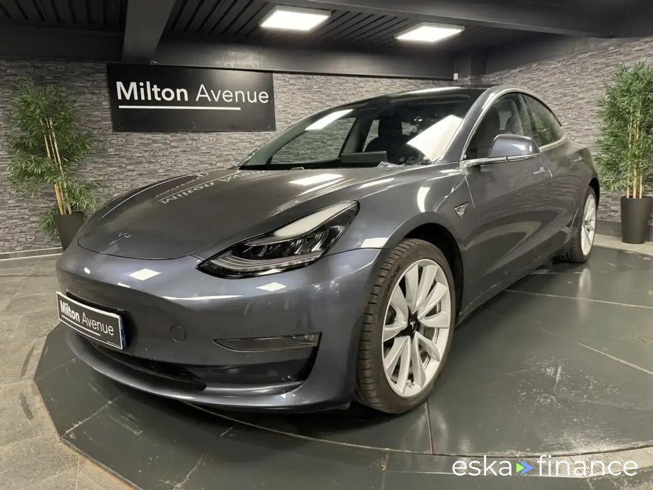Finansowanie Sedan Tesla Model 3 2020