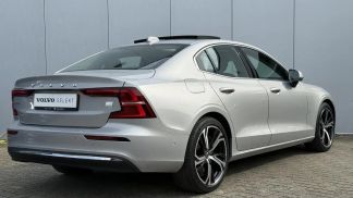 Lízing Sedan Volvo S60 2024