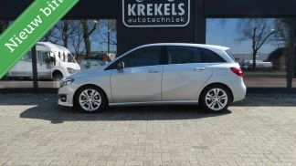 Financování Hatchback MERCEDES B 200 2016