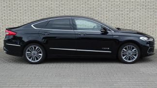 Lízing Sedan Ford Mondeo 2019