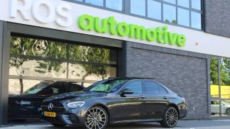 Lízing Sedan MERCEDES E 300 2023