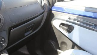 Lízing Hatchback Peugeot Bipper 2012