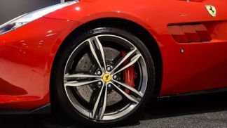 Leasing Wagon Ferrari GTC4 LUSSO 2017