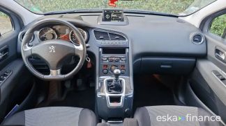 Lízing Hatchback Peugeot 5008 2016