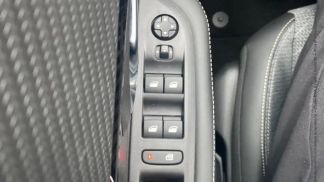 Leasing Sedan Peugeot E-208 2024