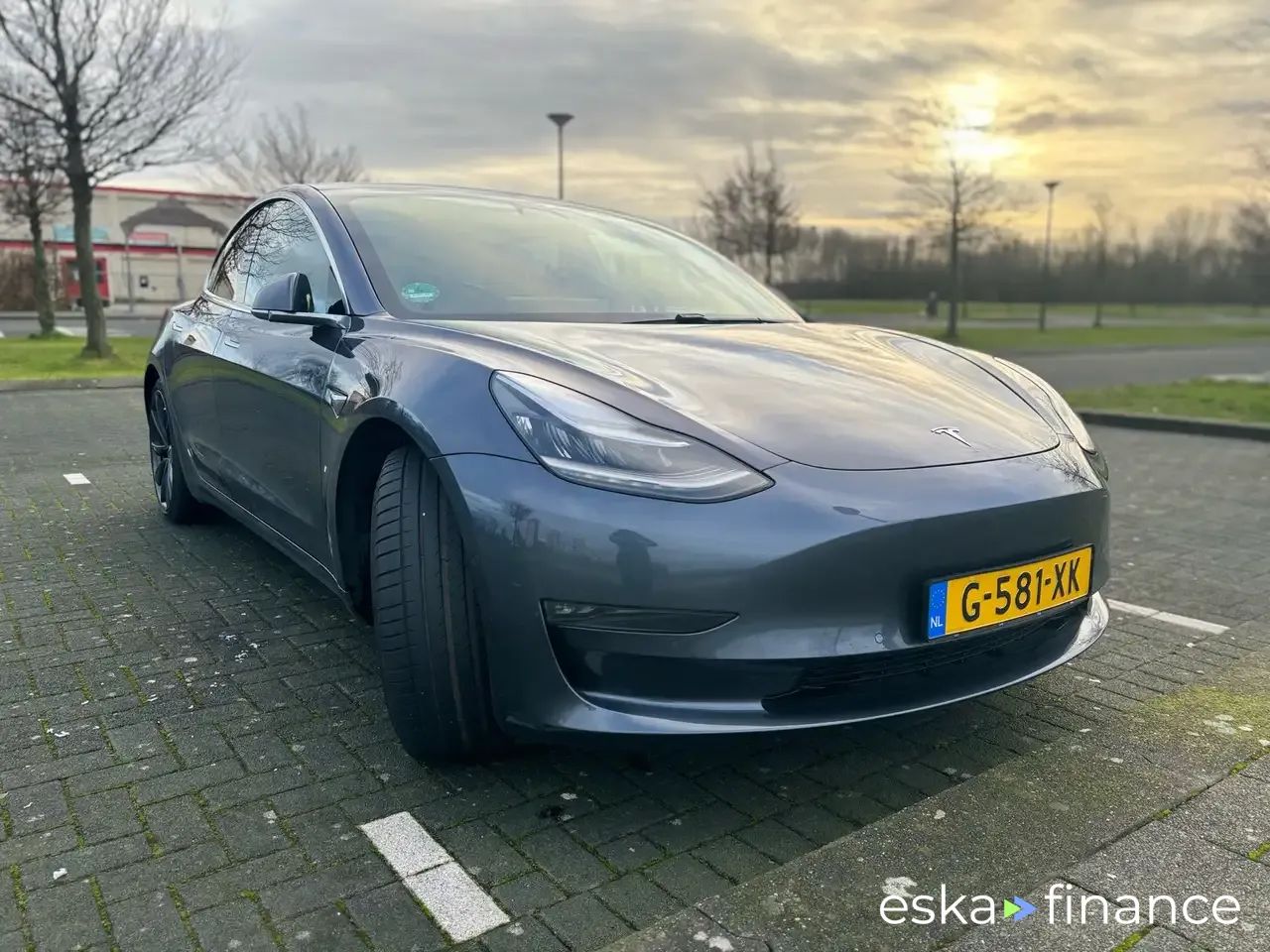 Leasing Sedan Tesla Model 3 2019