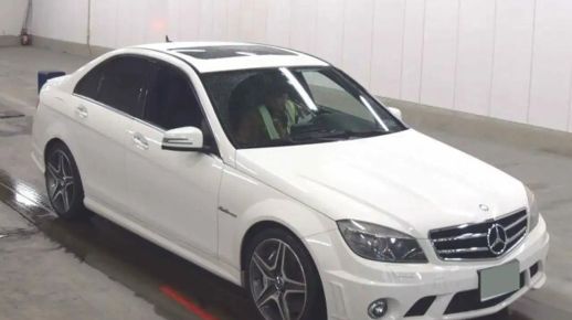 MERCEDES C 63 AMG 2010