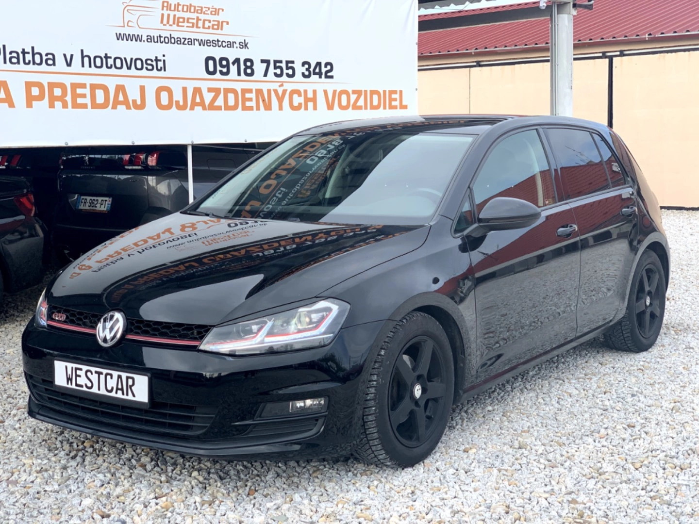 Hatchback Volkswagen Golf 2014