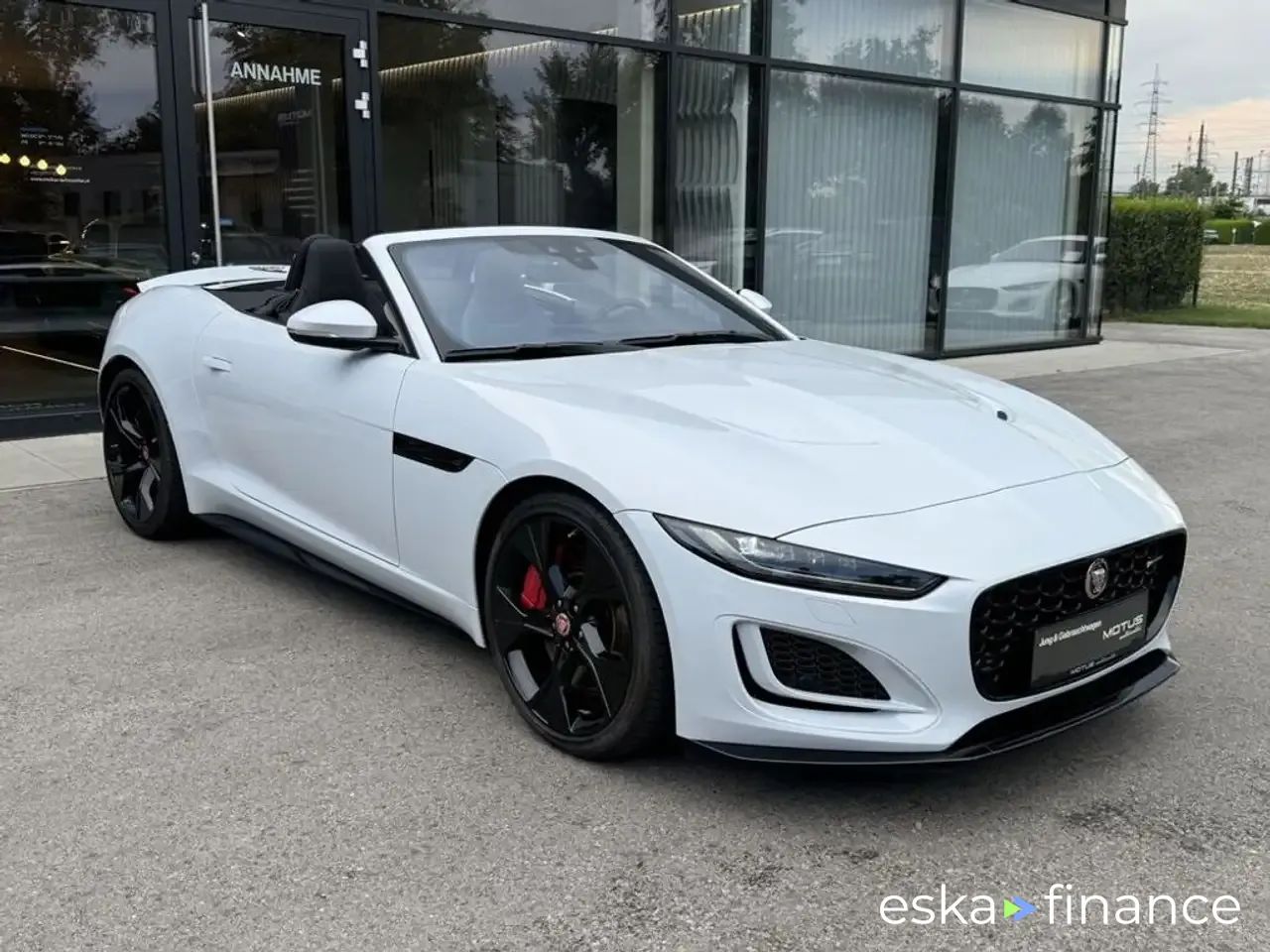 Finansowanie Zamienny Jaguar F-Type 2021