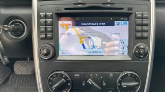 Lízing Hatchback MERCEDES A 160 2010